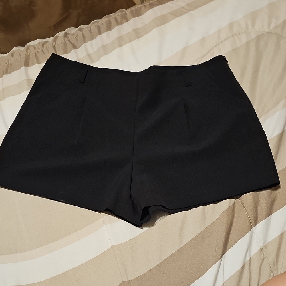 Joe Benbasset Women's Black High Waist Shorts